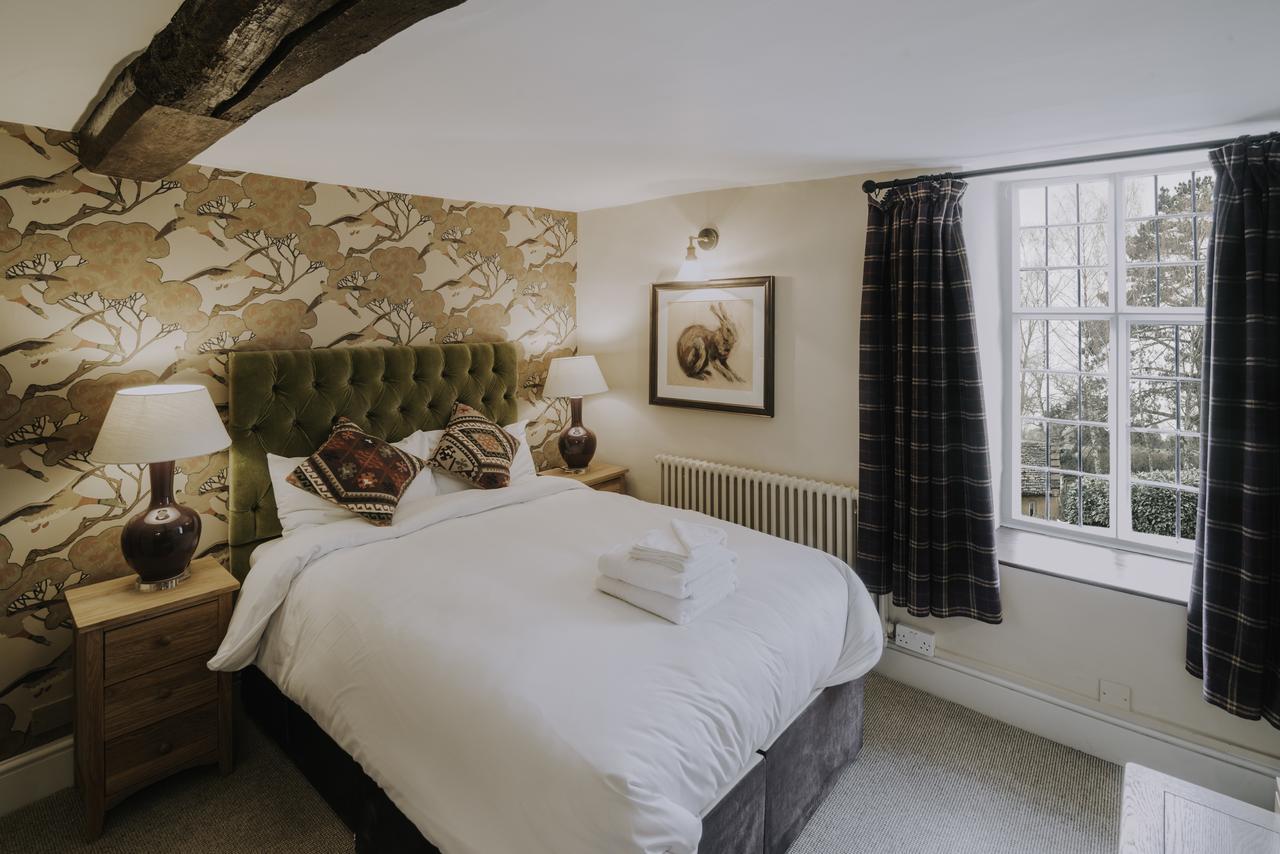 The Falkland Arms Inn