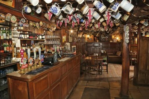 Inn The Falkland Arms 4*