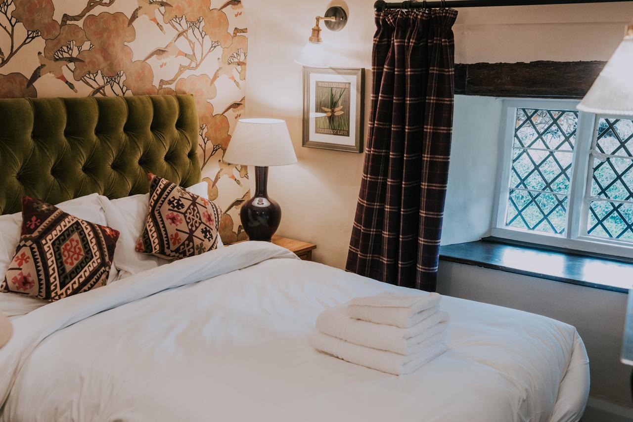 Inn The Falkland Arms
