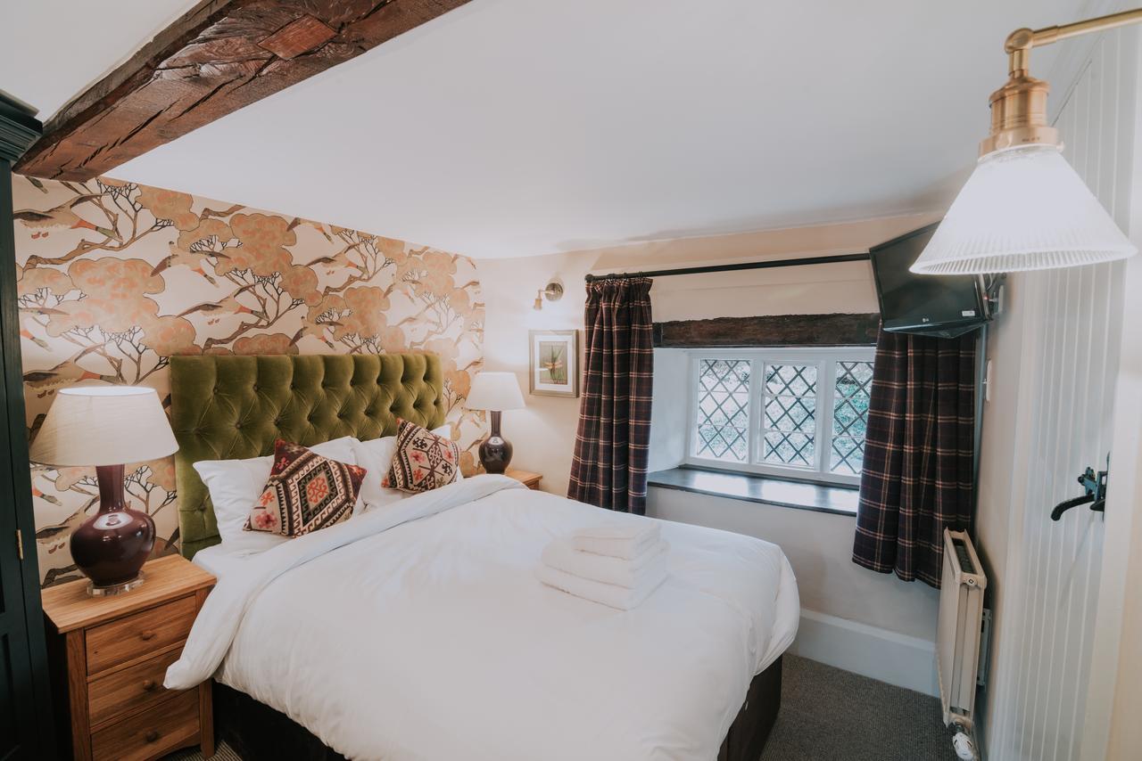 Inn The Falkland Arms